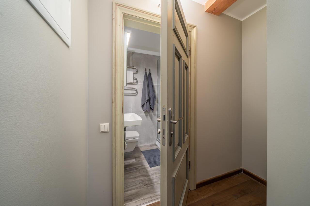 Enjoy Old Town Vibes In 1716 Laipu Residence With 4 Stylish Apartments And 1 Penthouse Riga Exterior photo